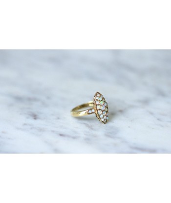 Bague marquise opales sur or de la marque