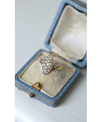 Bague marquise opales sur or de la marque