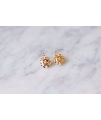 Boucles d'oreilles fleurs dormeuses anciennes en or rose et jaune destockage