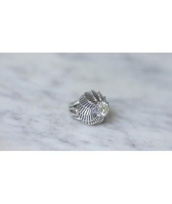 Bague Boule Spirale Diamant 1.25 Carats sur Platine brillant des détails fins