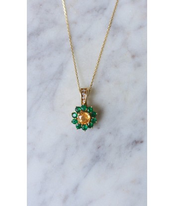 Collier Pendentif Marguerite Saphir Jaune et Emeraudes l'évolution des habitudes 