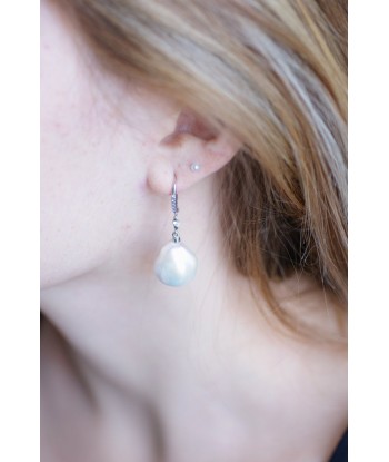 Boucles d'oreilles gouttes vintage en or blanc, diamants, et perles baroques shop