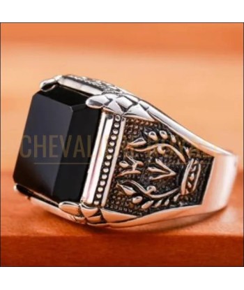 Chevalière homme en argent quatre crochés et les motifs royaux Toutes les collections ici