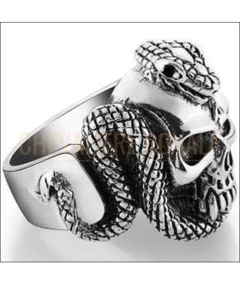 Chevalière homme en argent tète de mort et serpent style gothique Toutes les collections ici