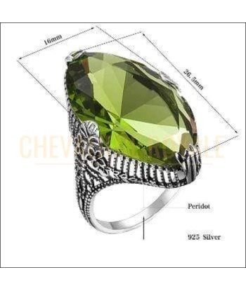 Chevalière femme en argent pierre précieuse vert transparent sur le site 