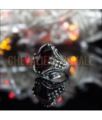 Chevalière homme argent artisanale avec pierre garnet cubic zircon Comment ça marche