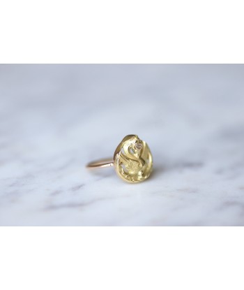 Bague ancienne chimère dragon en or jaune, et diamant des créatures d'habitude