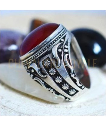 Chevalière argent homme sculpté artisanalement avec agate rouge en ligne