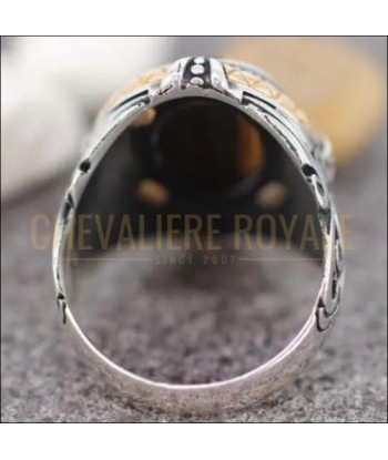 Chevalière homme en argent simple et chic avec pierre oeil de tigre solde