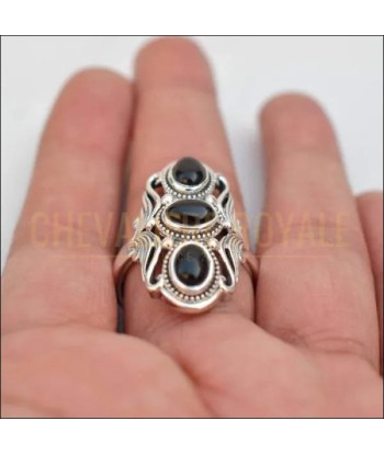 Chevalière femme en argent sertie de trois pierres d'onyx noire 50% de réduction en Octobre 2024