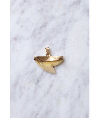 Pendentif vintage charm dent de requin sur or rose 18Kt solde