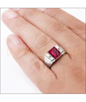 Bague chevalière argent incrustée de diamants et de rubis pour bénéficier 