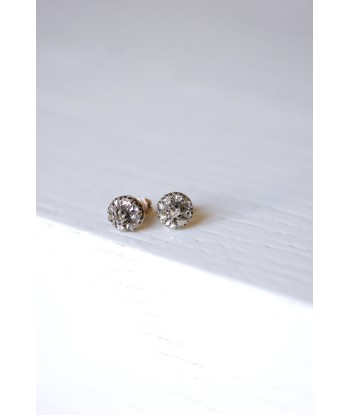 Boucles d'oreilles clous anciennes en or, argent, et diamants une grave pollution 