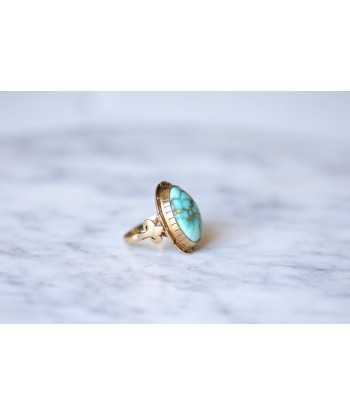 Bague de cocktail vintage en or rose 14Kt et cabochon de turquoise le des métaux précieux