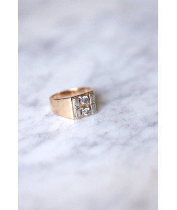 Bague chevalière tank en or rose, platine, et diamants sur le site 