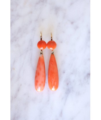 Boucles d'oreilles pendantes anciennes dormeuses en or et goutte de corail chez Cornerstreet bien 