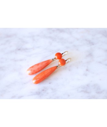 Boucles d'oreilles pendantes anciennes dormeuses en or et goutte de corail chez Cornerstreet bien 