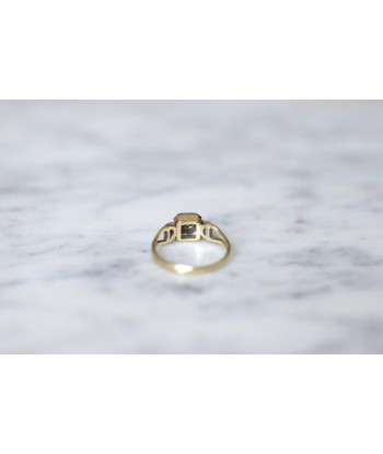 Bague solitaire vintage deux ors et diamant Véritable concentré