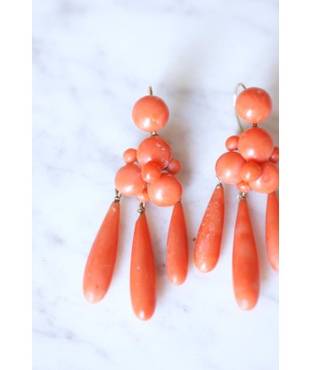 Boucles d'oreilles girandoles anciennes en or et goutte de corail du meilleur 