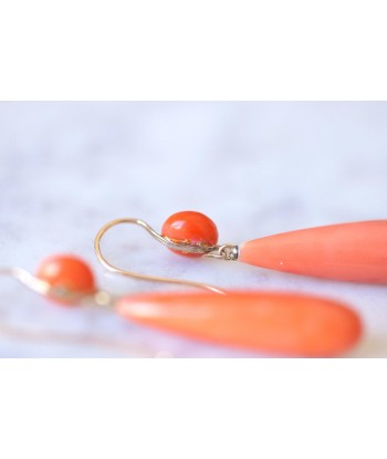 Boucles d'oreilles pendantes anciennes dormeuses en or et goutte de corail chez Cornerstreet bien 