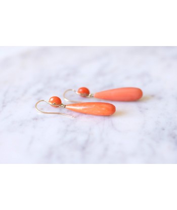 Boucles d'oreilles pendantes anciennes dormeuses en or et goutte de corail chez Cornerstreet bien 