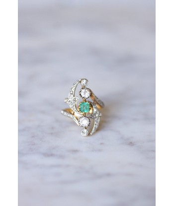 Bague Belle Epoque Marquise Emeraude entourage diamants en stock