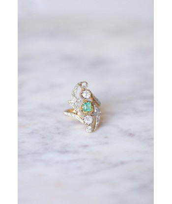 Bague Belle Epoque Marquise Emeraude entourage diamants en stock