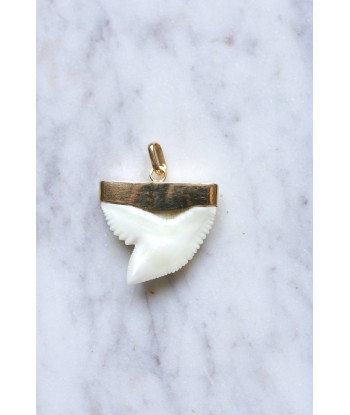 Pendentif vintage charm or dent de requin meilleur choix