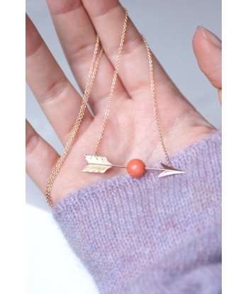 Collier flèche ancien or et corail plus qu'un jeu 