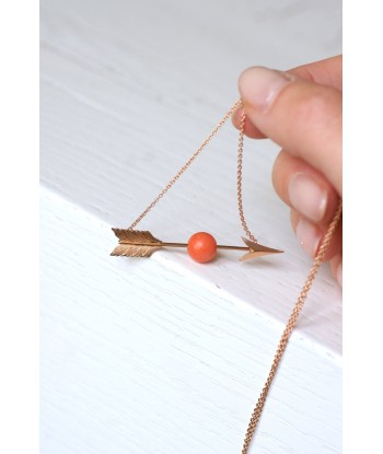 Collier flèche ancien or et corail plus qu'un jeu 