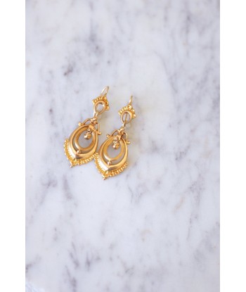 Longues boucles d'oreilles anciennes en or store