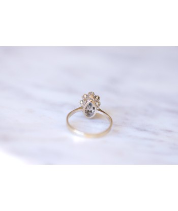 Bague saphir entourage diamants sur or blanc votre restaurant rapide dans 