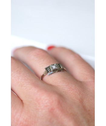 Bague bandeau Art Deco diamant ou a consommer sur place