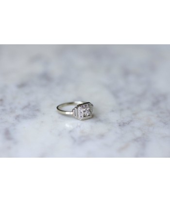 Bague Art Deco carrée diamant basket pas cher