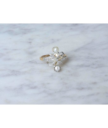 Bague Noeud perle et diamants sur le site 