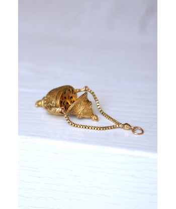 Pendentif urne vinaigrette ancien En savoir plus