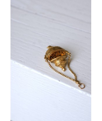 Pendentif urne vinaigrette ancien En savoir plus