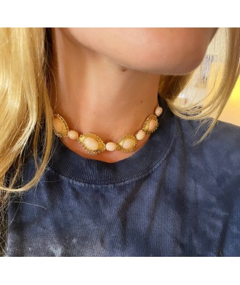 Collier ras de cou corail peau d'ange de l' environnement