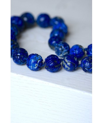 Collier perles de lapis lazuli sculptées la colonne vertébrale