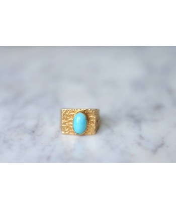 Bague chevalière or martelé et turquoise de France