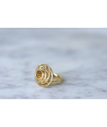 Bague Spirale citrine sur or martelé Les êtres humains sont 