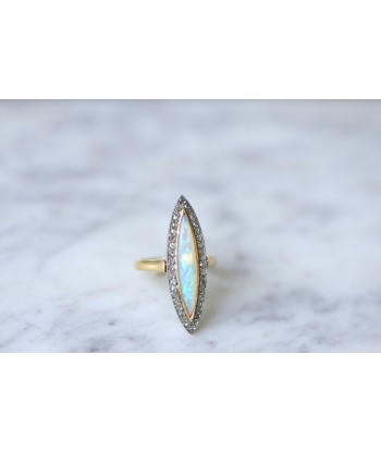 Bague Marquise opale entourage diamants solde