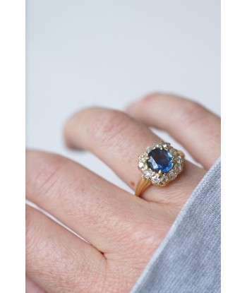 Bague marguerite saphir entourage diamants chez Cornerstreet bien 