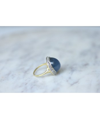 Bague cabochon de saphir étoilé, entourage diamants pas cher