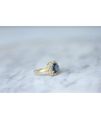 Bague marguerite saphir entourage diamants chez Cornerstreet bien 