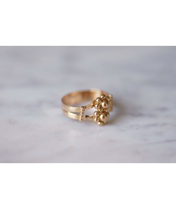 Bague ancienne fleurs et boules en or 18Kt plus qu'un jeu 