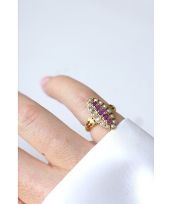 Bague marquise perles et rubis s'inspire de l'anatomie humaine