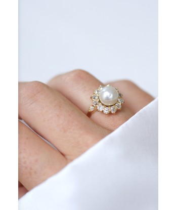 Bague marguerite diamants et perle fine Les magasins à Paris