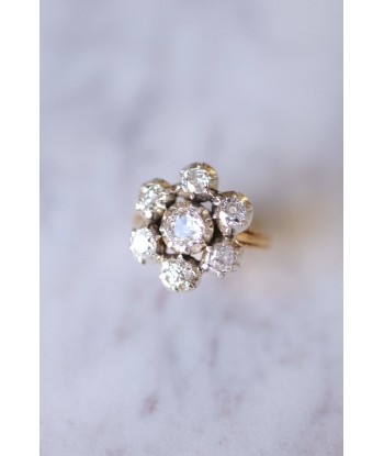 Bague marguerite diamants 1.60 Cts Voir les baskets