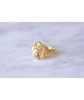 Bague chevalière Lion vintage en or jaune et diamant brillant des détails fins